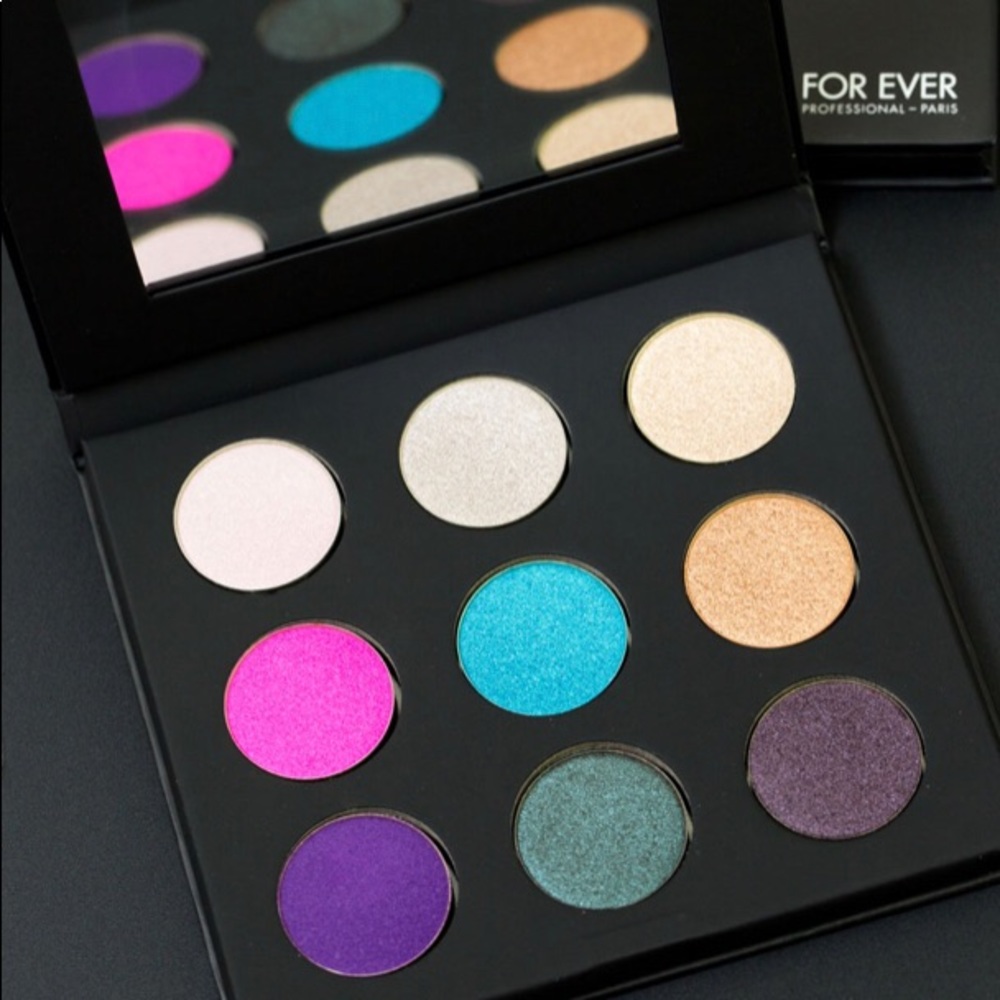 ✨HOST PICK ✨Makeup Forever 9 Artist Shadow Palette